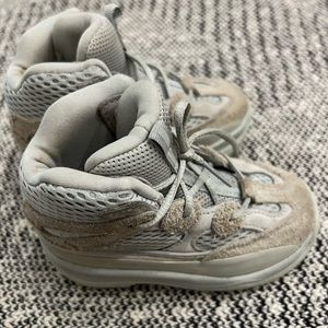 Yeezy size 7C boots